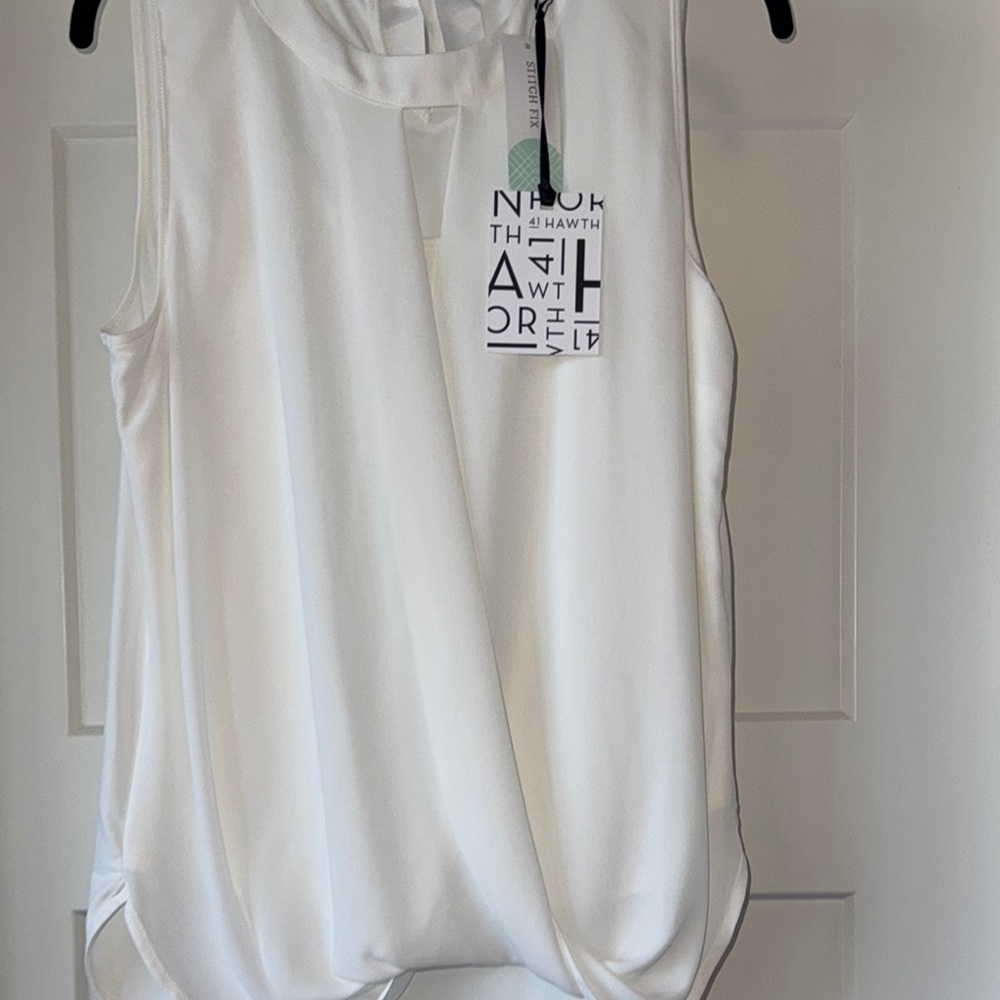 41 Hawthorn White Tie Front Sleeveless Tank